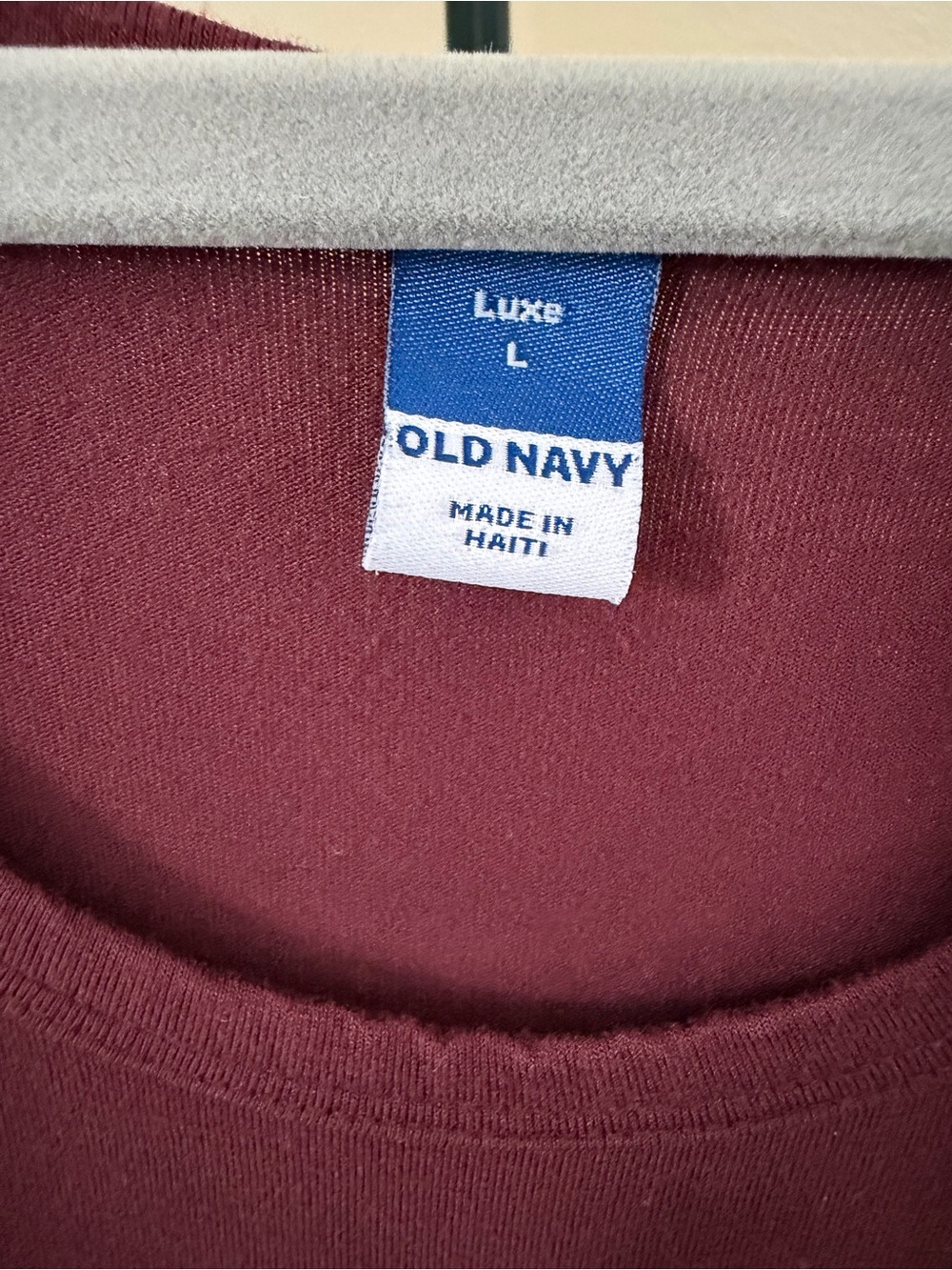 Old Navy Luxe Sleeveless Top – Loaganberry – Women’s Large - Picture 4 of 4